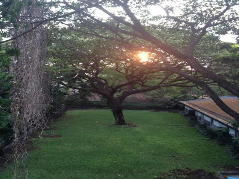 Mint Koregaon Park Next To Osho Ashram 3* Pune