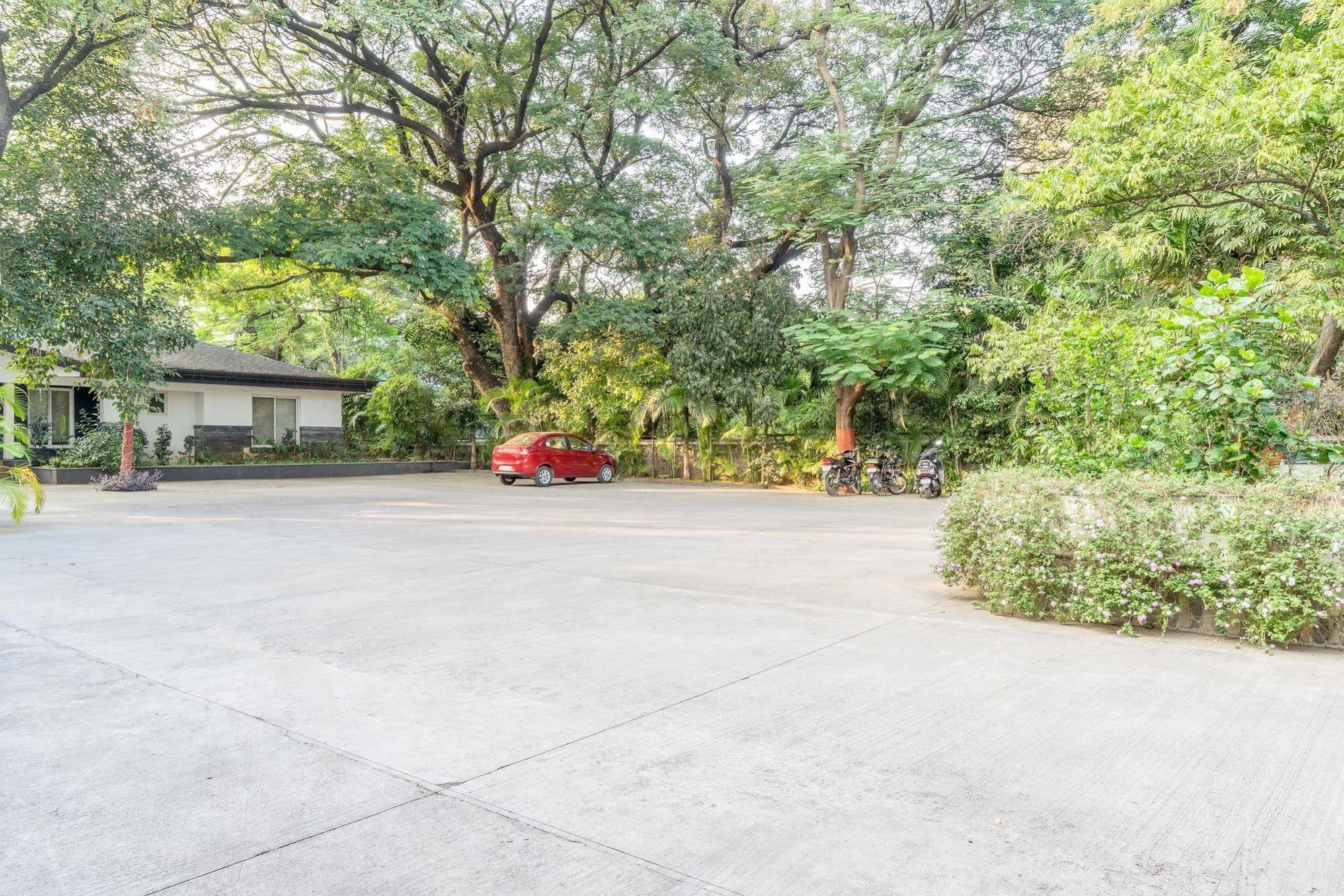 Hotel Mint Koregaon Park Next To Osho Ashram
