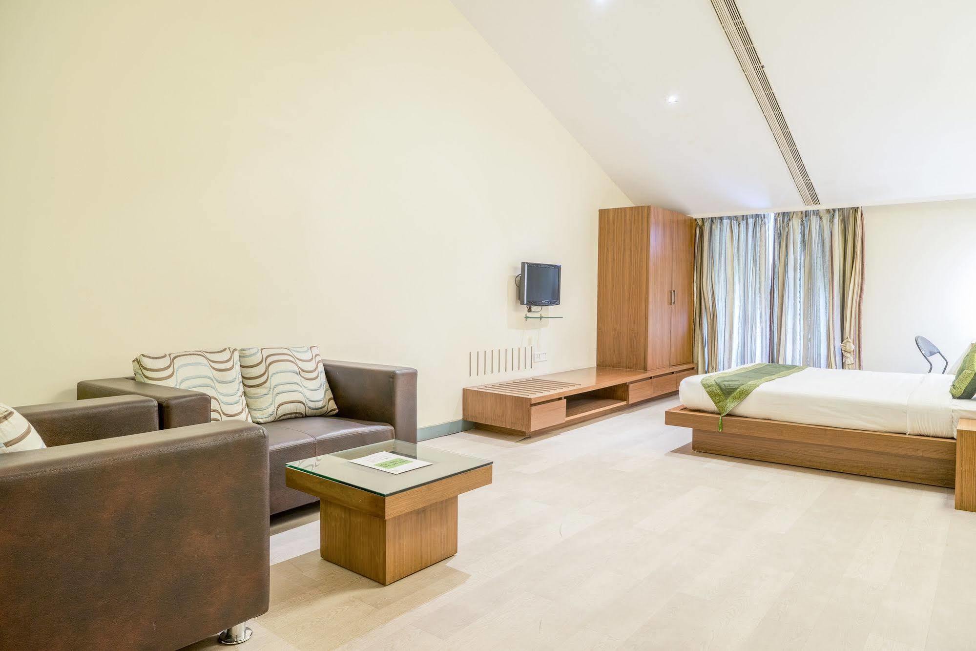Mint Koregaon Park Next To Osho Ashram Hotel 3*
