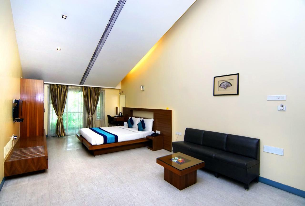 Mint Koregaon Park Next To Osho Ashram 3* Pune