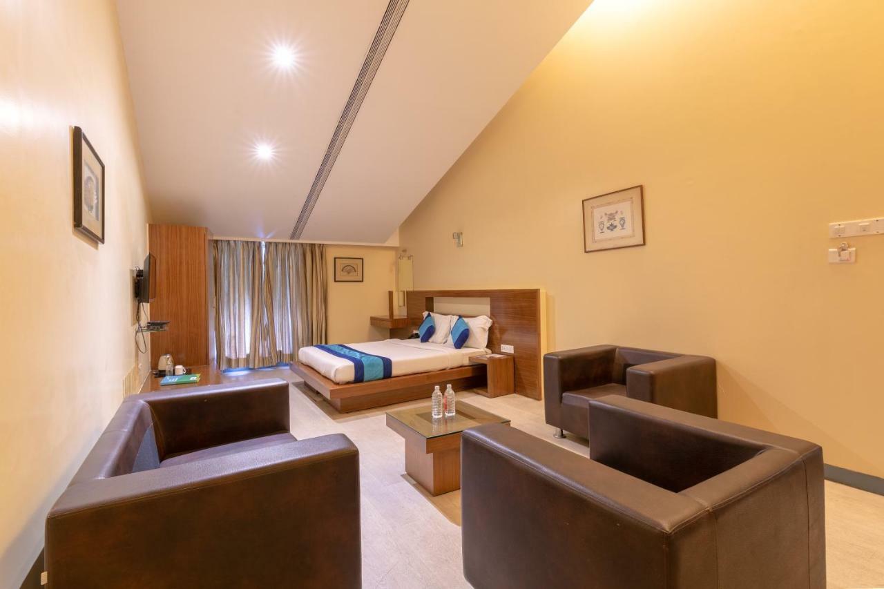 Hotel Mint Koregaon Park Next To Osho Ashram Pune
