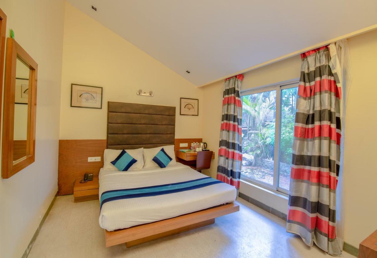 Hotel Mint Koregaon Park Next To Osho Ashram 3*